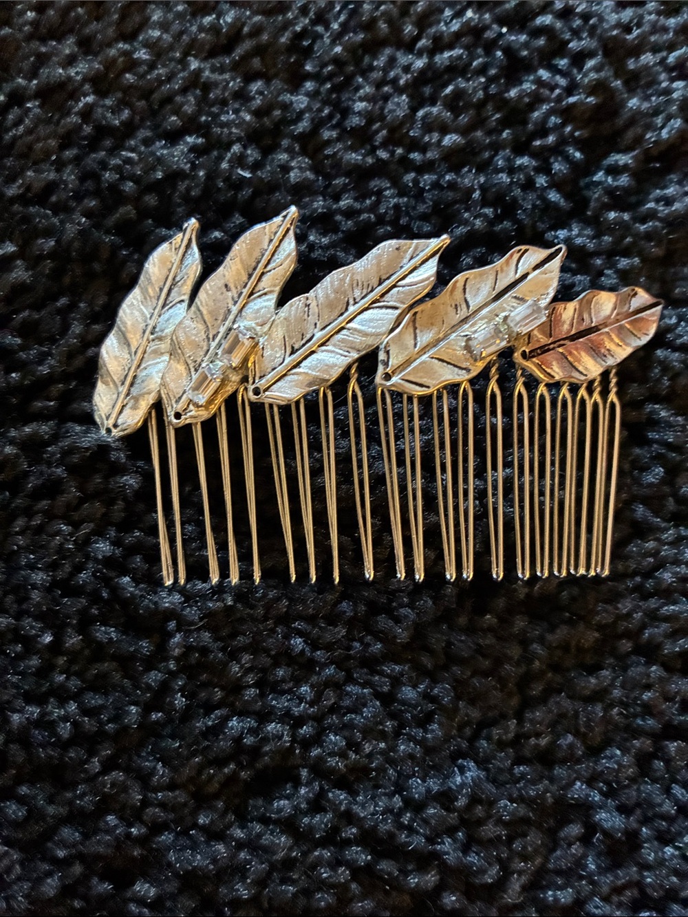 Hattie hair Accessory Silver Leaves with Rhinestones Hair Comb Retail $65